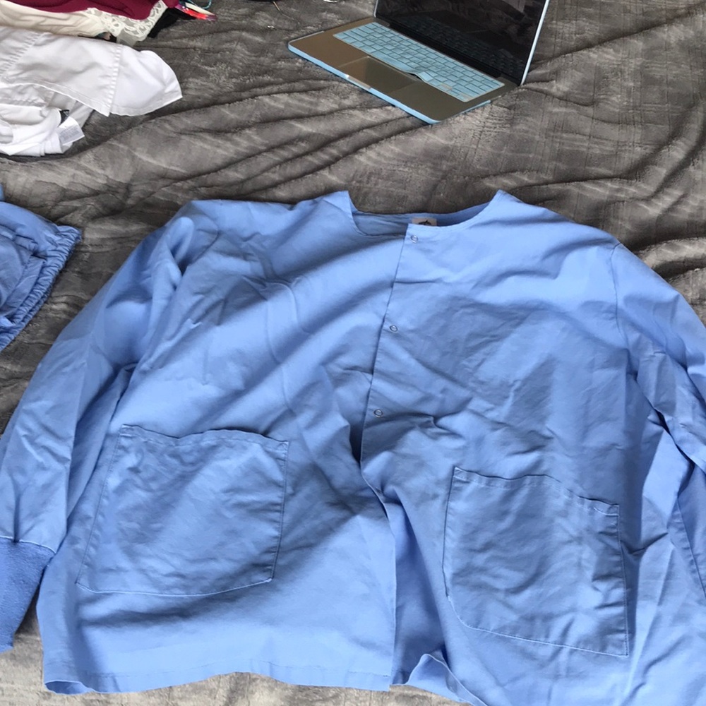 Scrub jacket